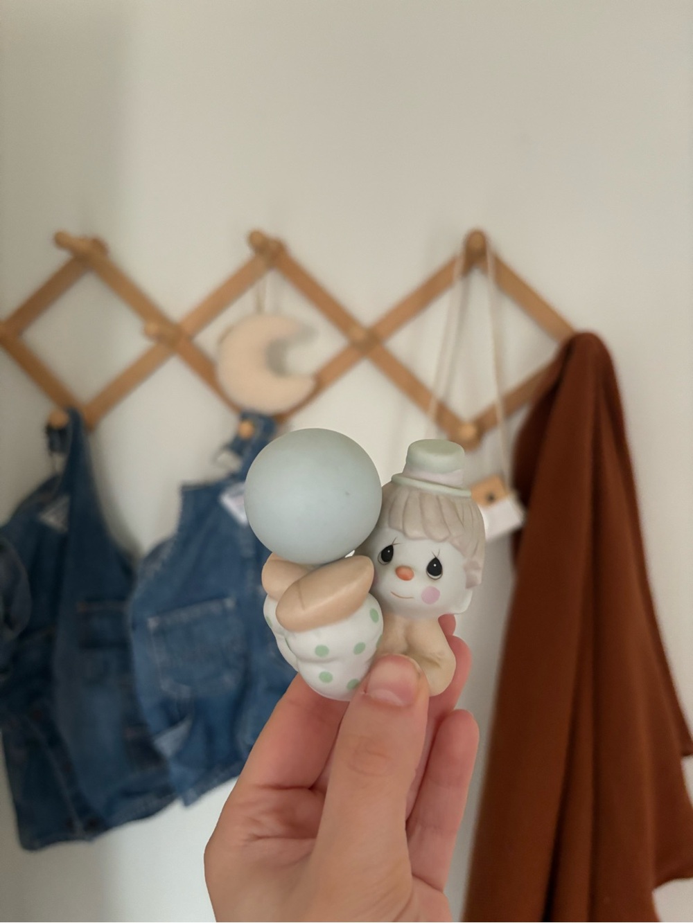 Precious moments Clown Figurine - Mint, Cream, Pink
